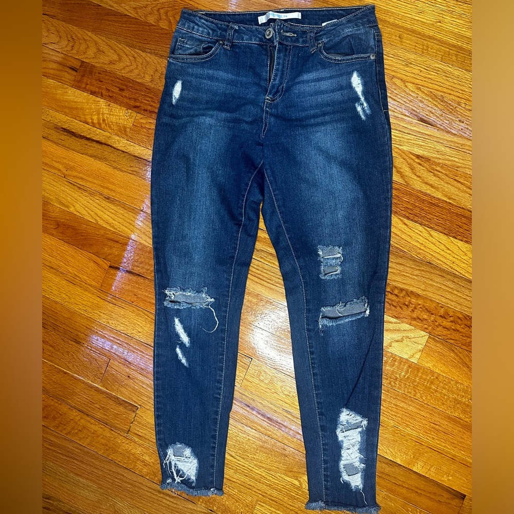 Women Ripped Jeans